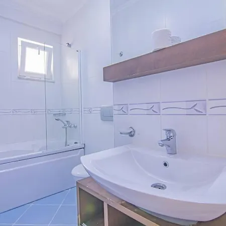 Fethiye'de Denize Sifir 10 Kisilik Oyster 5 Villa Fethiye